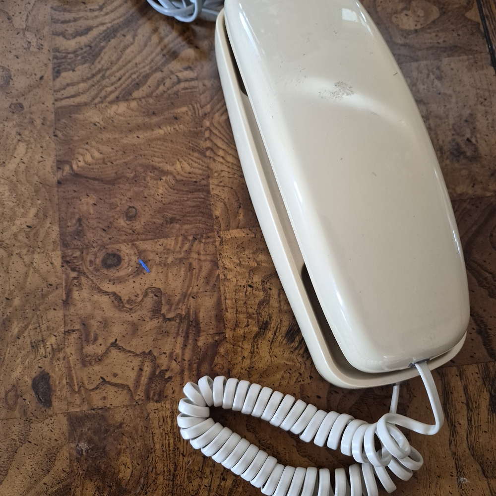 Vintage Cream Wall Phone - Picture 2 of 5